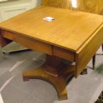 391 2567 DROP-LEAF TABLE